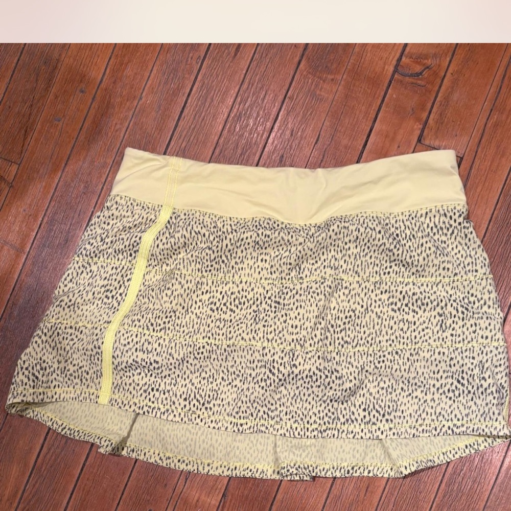 lululemon athletica Yellow and Black Mini Skirt vintage